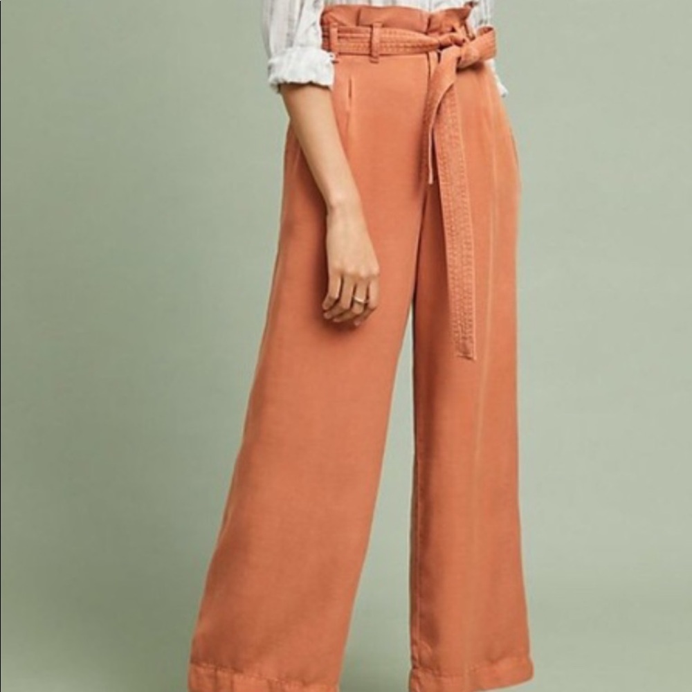 Anthropologie Blythe Paper Bag pants!